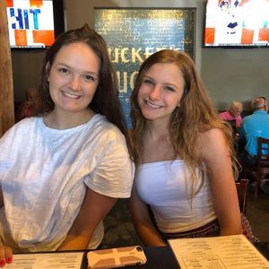 Meet your Posher, Corinne